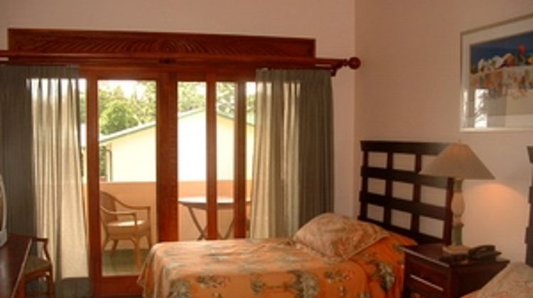 Club del Mar Room