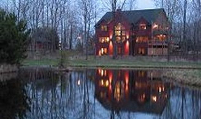Woodland Trails Bed & Breakfast Exterior