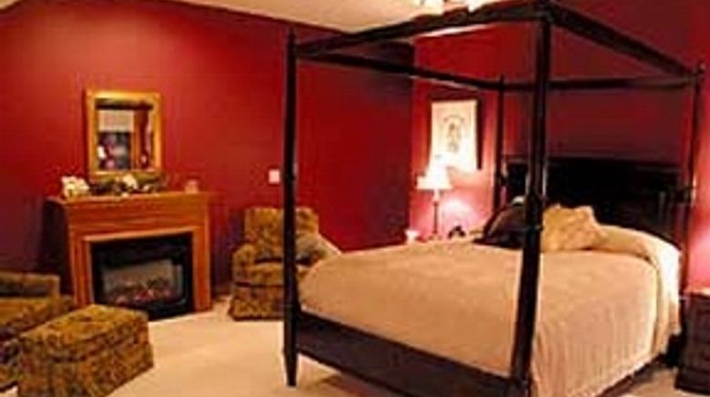 <b>Woodland Trails Bed & Breakfast Room</b>