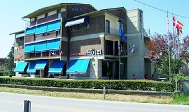 Mille Miglia Hotel 1000 Miglia Exterior