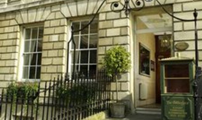 The Windsor Guest House Exterior
