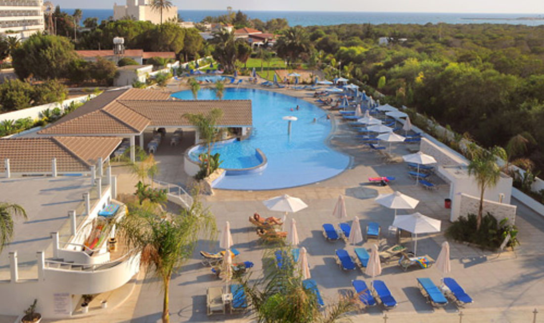 Christofinia Hotel Exterior