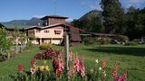 Los Quetzales Hotel Exterior