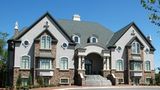 Chateau Avalon Exterior
