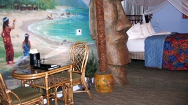 <b>Chateau Avalon Room</b>