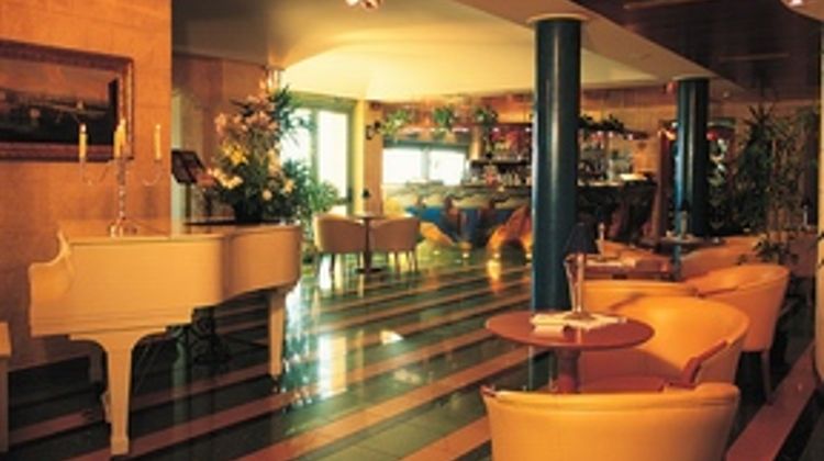 Hotel Venus Sea Garden Resort Lobby