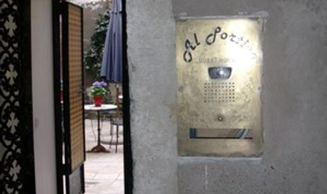 The Guest House Al Portico Exterior