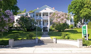 Harbour View Inn
