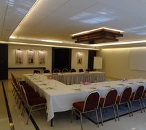 Markazia Suites Meeting