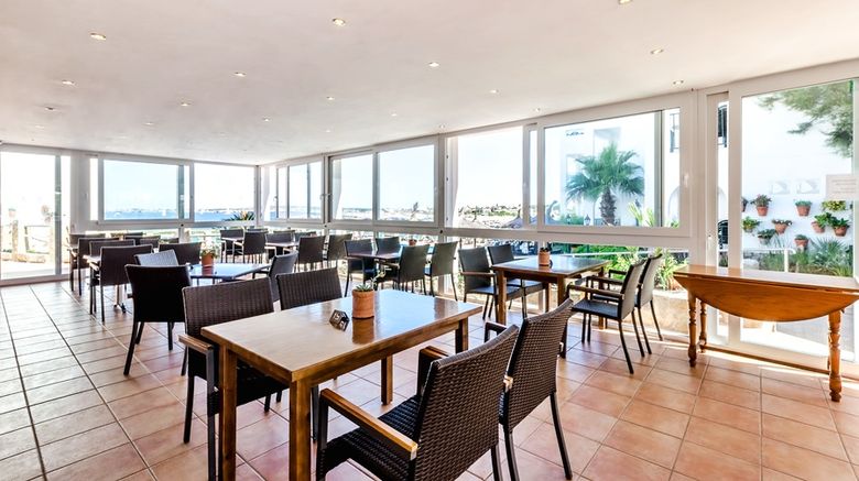 <b>Apartamentos Blancala Restaurant</b>
