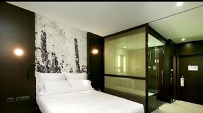 <b>The Hoxton, Poblenou Room</b>
