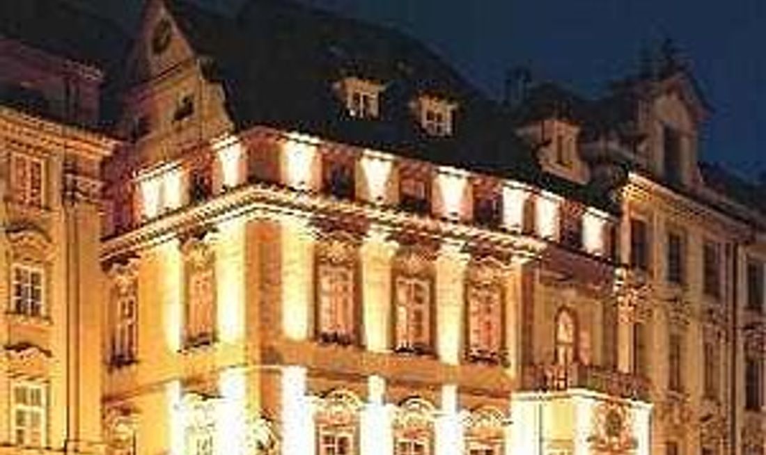 Hotel U Prince Exterior