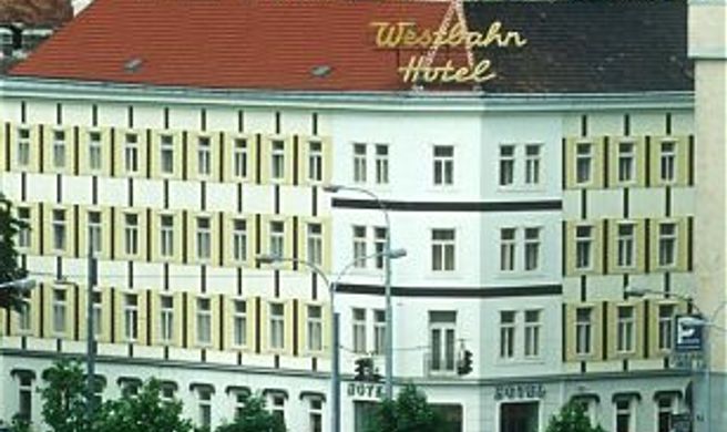 Westbahn Hotel Wien am Europaplatz Exterior