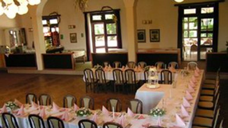 <b>Hotel Svornost Banquet</b>