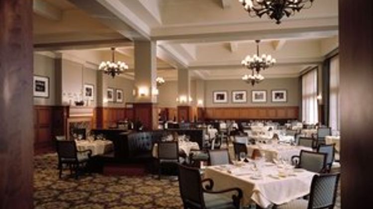 Royal Park Hotel Restaurant