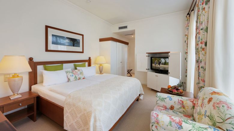 <b>Precise Resort Schwielowsee Room</b> <b>Precise Resort Schwielowsee Room</b>