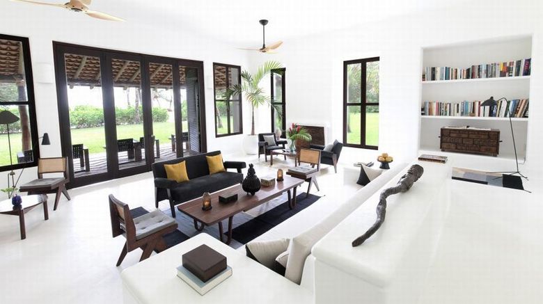 <b>Hotel Esencia Lobby</b>