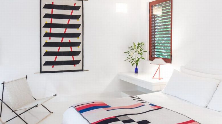 <b>Hotel Esencia Room</b>