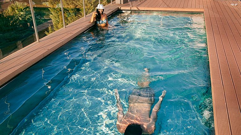 <b>Globales Acis y Galatea Pool</b>