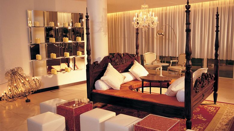 Hotel Beacon Lobby