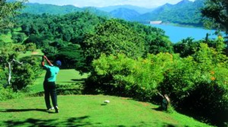 <b>Earl's Regency Golf</b>