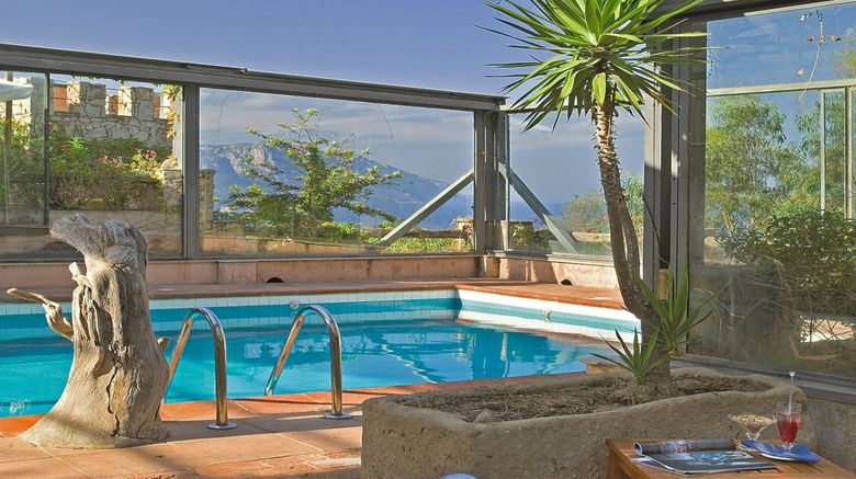 <b>Blau Monte Turri Luxury Retreat Pool</b>