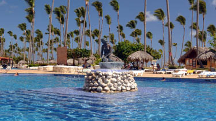 Grand Sirenis Punta Cana Resort Pool