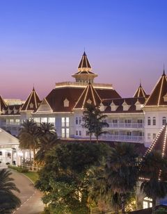 Hong Kong Disneyland Hotel