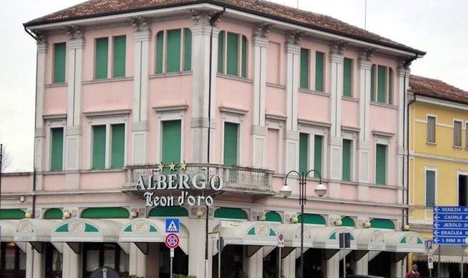 Albergo Leon d'Oro Exterior