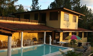 Hostal Casa de Campo Country Inn & Spa