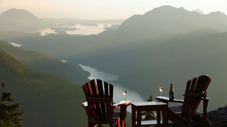 <b>Clayoquot Wilderness Lodge Exterior</b> <b>Clayoquot Wilderness Lodge Exterior</b>
