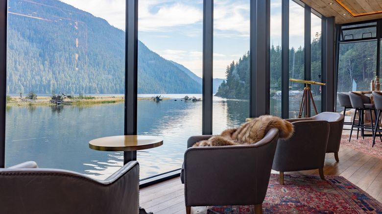 <b>Clayoquot Wilderness Lodge Lobby</b> <b>Clayoquot Wilderness Lodge Lobby</b>