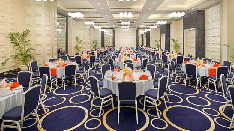 <b>Moevenpick Hotel Mactan Island Cebu Banquet</b> <b>Moevenpick Hotel Mactan Island Cebu Banquet</b>