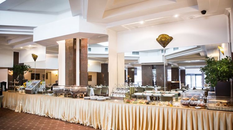 Crystal Palace Restaurant