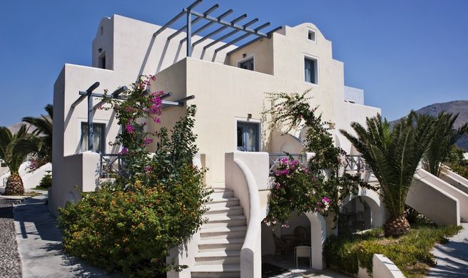 Atlantis Beach Villa Exterior