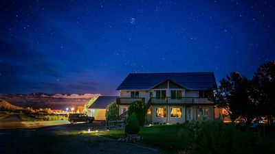 Bryce Trails B & B