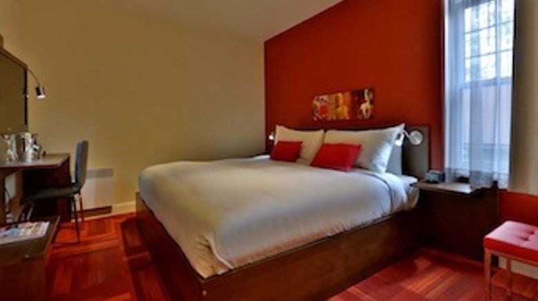 <b>C3 Hotel Room</b>