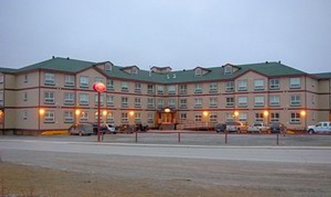 Capital Suites Inuvik Exterior