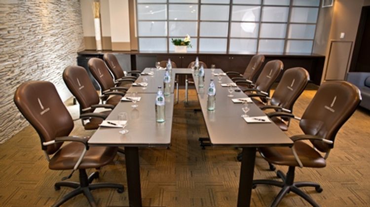 Executive Hotel Cosmopolitan Toronto Meeting