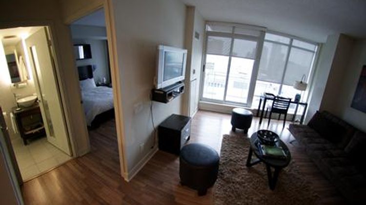 Executive Hotel Cosmopolitan Toronto Suite