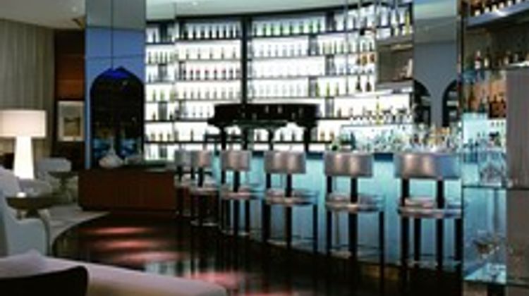 Shangri-La's Barr Al Jissah Resort & Spa Bar/Lounge