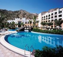 Shangri-La's Barr Al Jissah Resort & Spa Pool