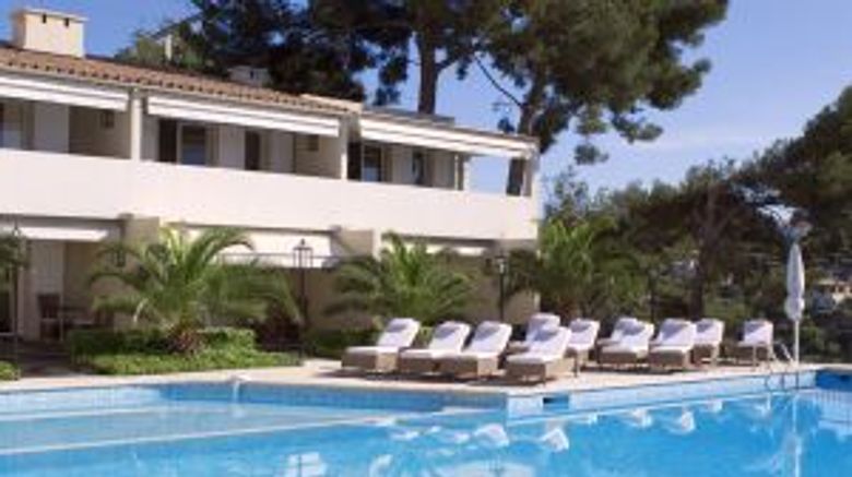 <b>Sandton Hotel Domaine Cocagne Pool</b>