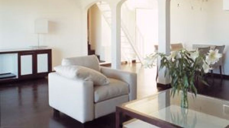<b>Sandton Hotel Domaine Cocagne Suite</b>