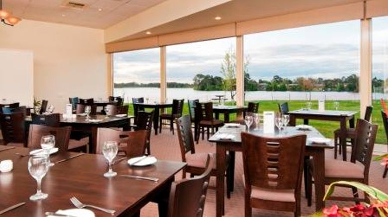 <b>Nagambie Waterfront Motel Restaurant</b>