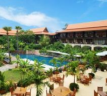 Victoria Angkor Resort & Spa Pool