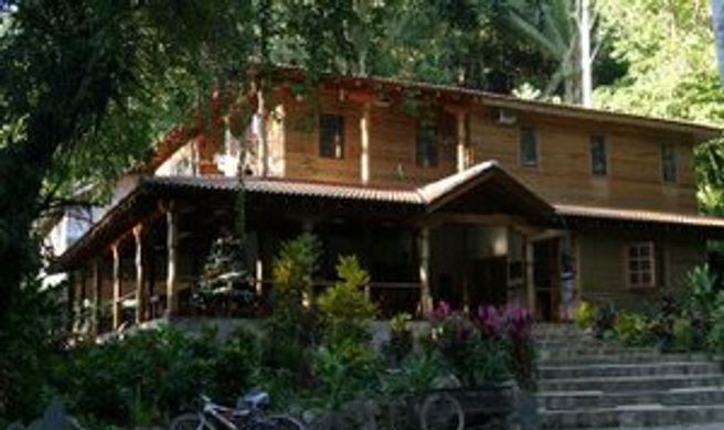 Caves Branch Jungle Lodge Exterior