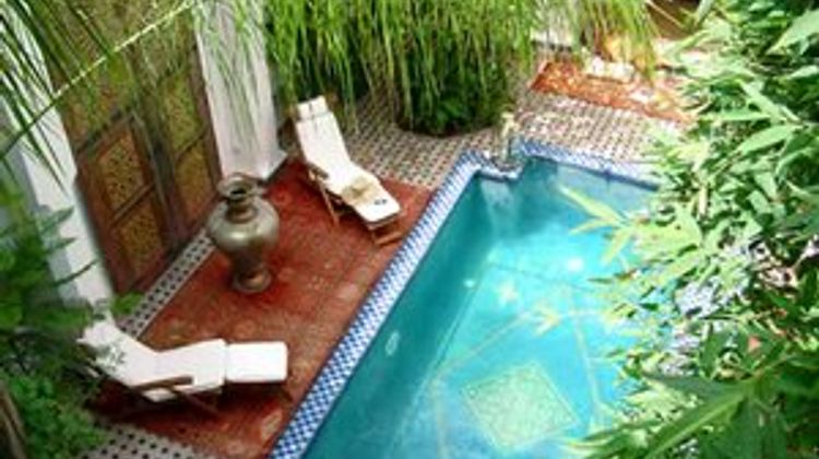 Riad Les Yeux Bleus Pool