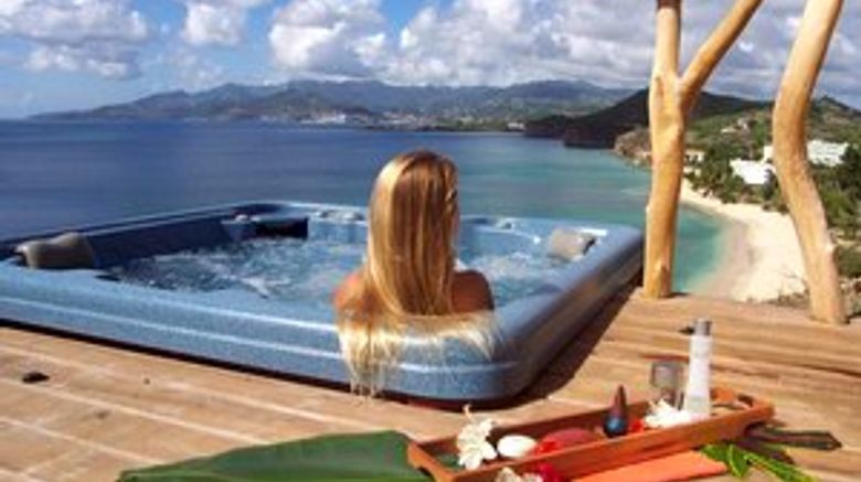 <b>Maca Bana Pool</b>