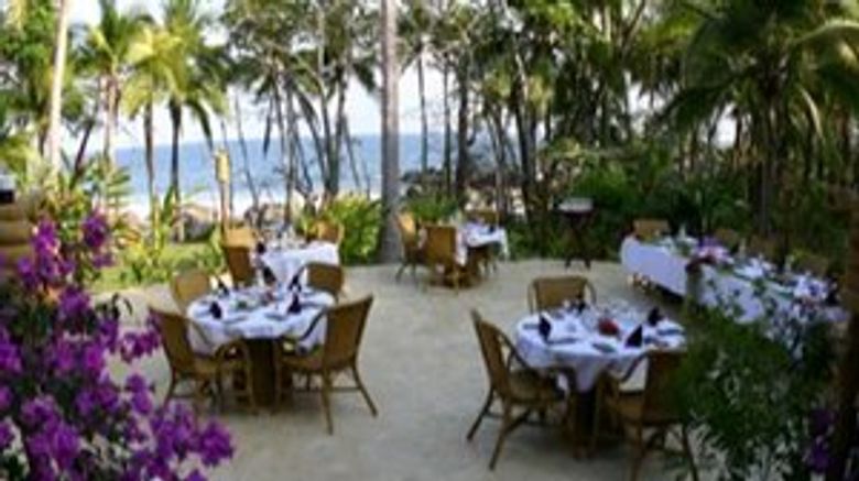 <b>Ylang Ylang Beach Resort Restaurant</b>